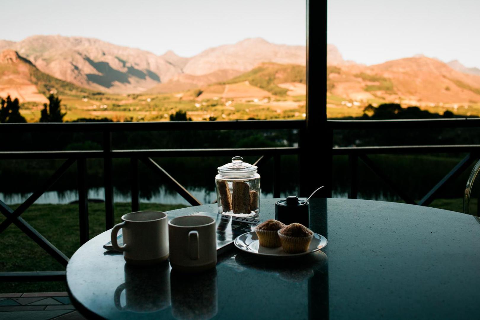 Montmartre Chalets & Venue Franschhoek Exterior photo