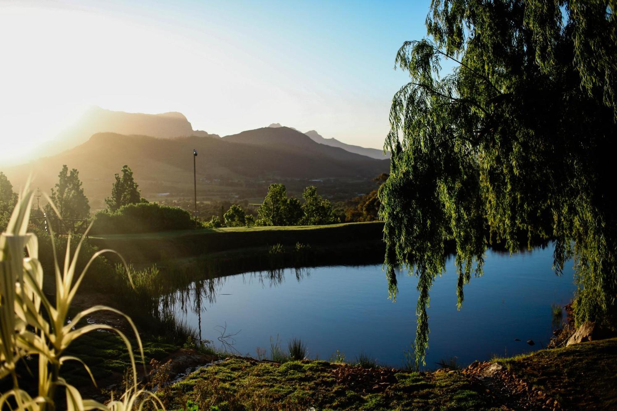 Montmartre Chalets & Venue Franschhoek Exterior photo