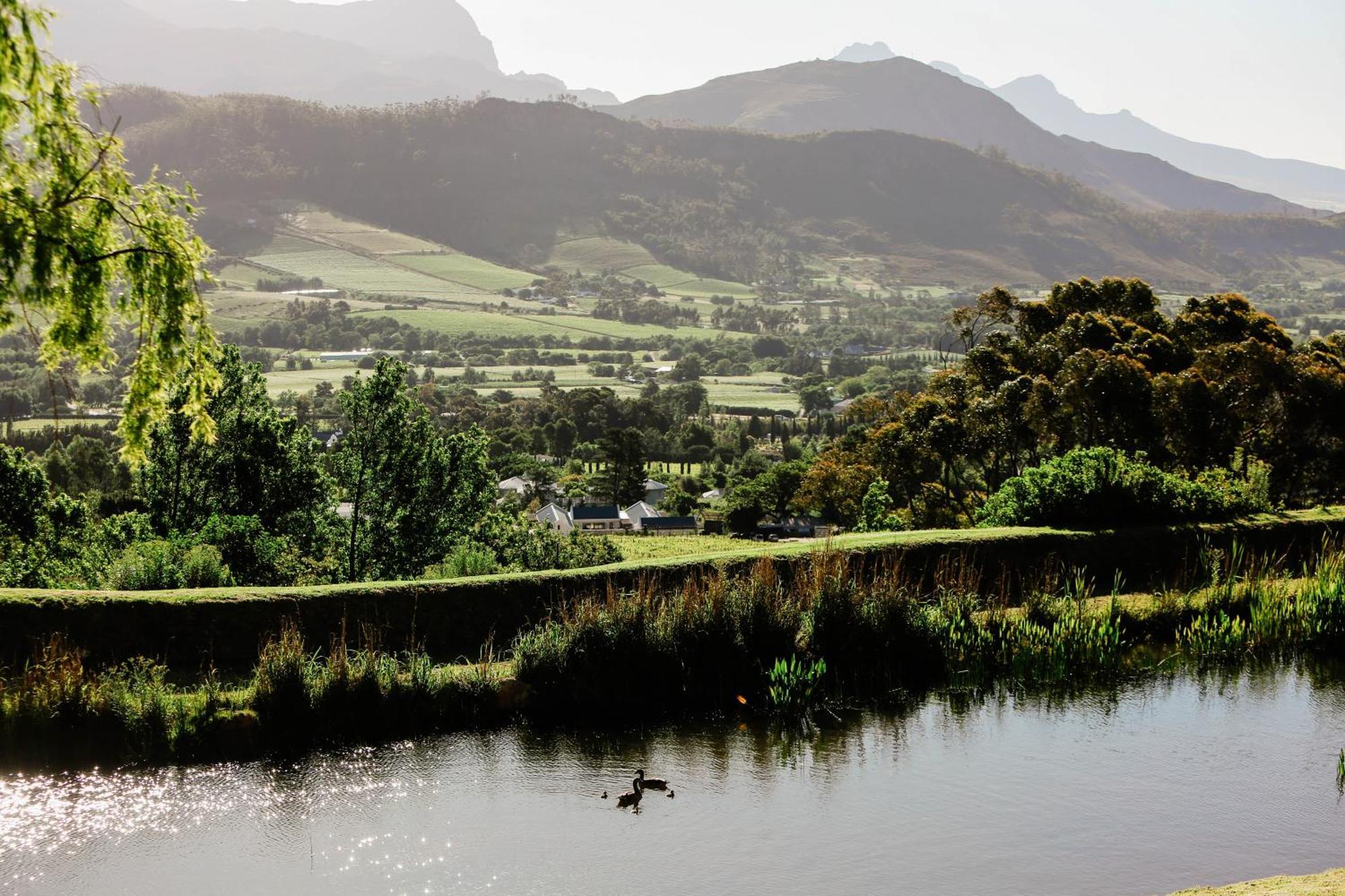 Montmartre Chalets & Venue Franschhoek Exterior photo